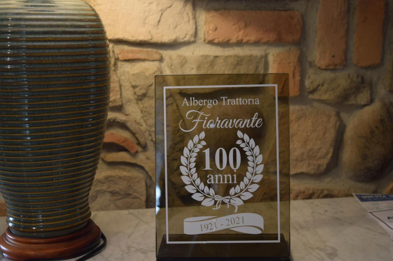 פסקיארה דל גארדה Albergo Trattoria Fioravante מראה חיצוני תמונה